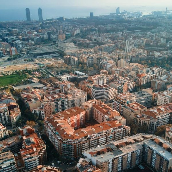 Tendencias del Mercado Inmobiliario en España para 2026: Lo Que Anticipan los Expertos